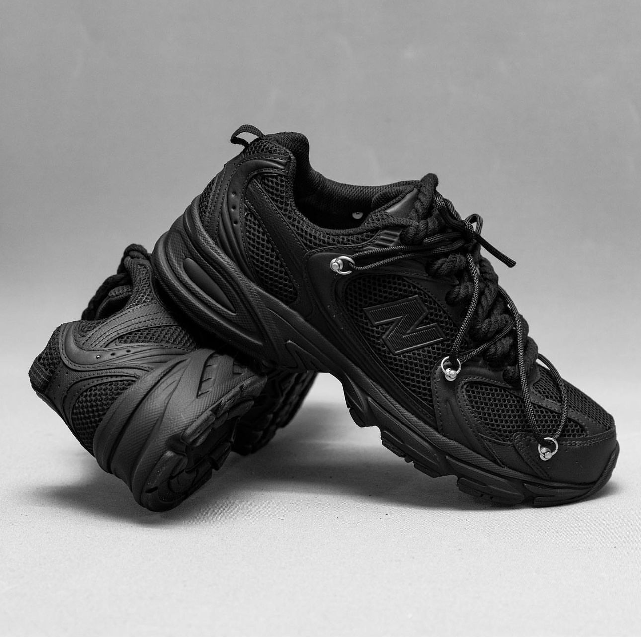 VR cutom shoes tiktok (8) New Balance 530 - All Black 2.0 “Triple Laces Black” - immagine 1