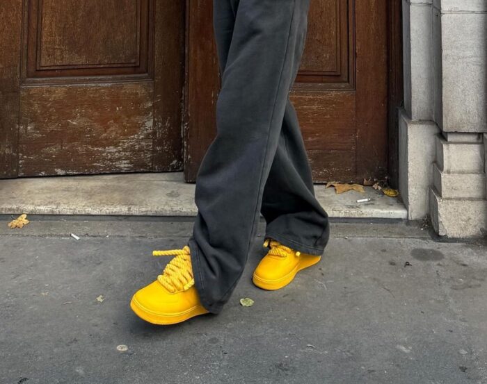 Nike Air Force 1 Yellow