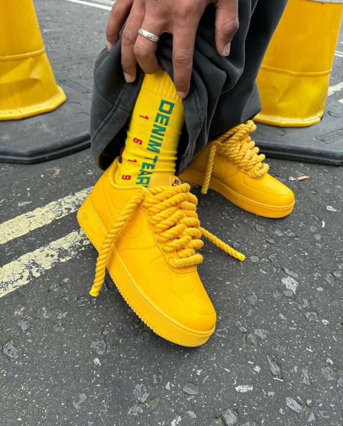 Nike Air Force 1 Yellow