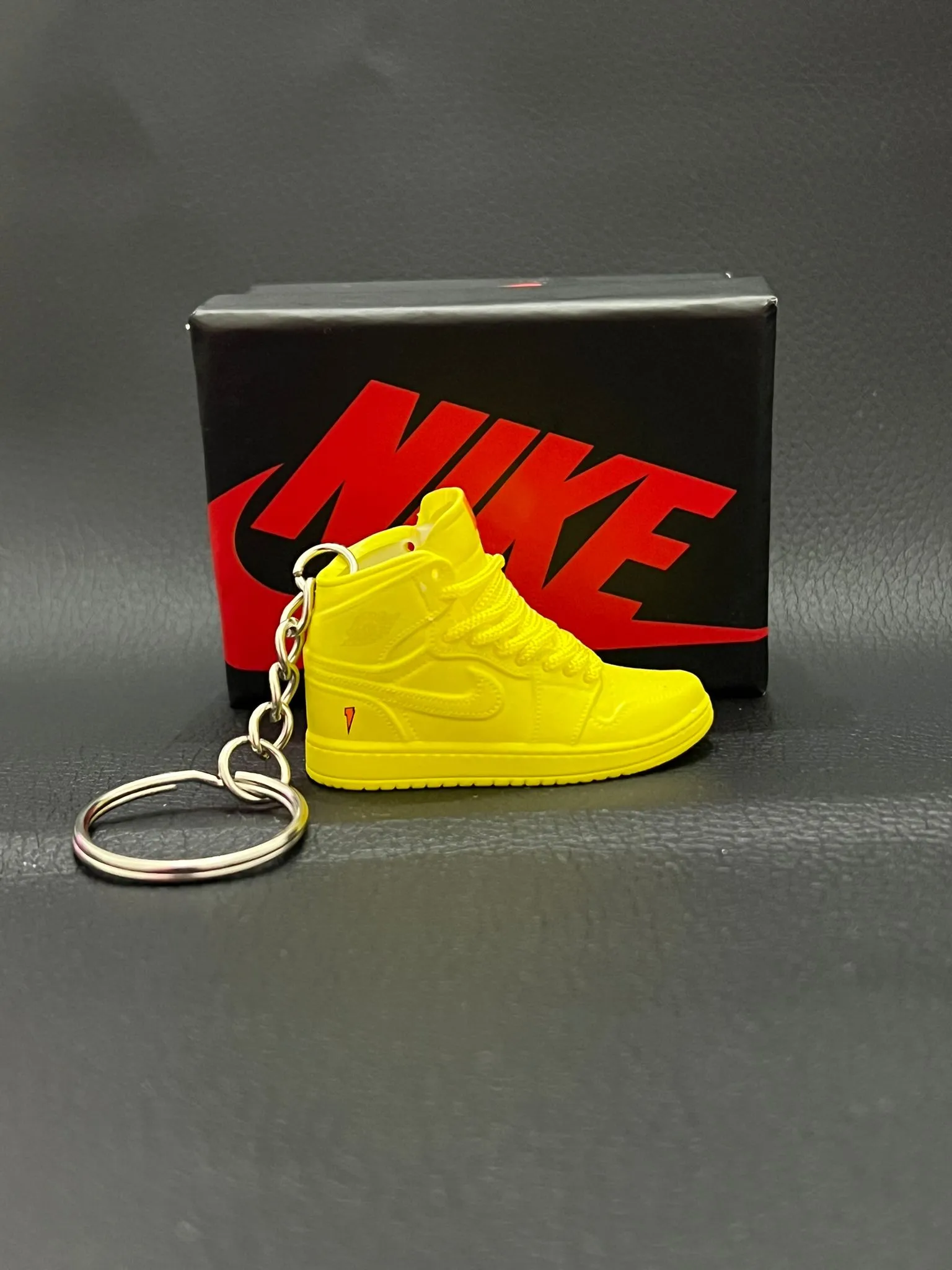 Porte-clés Air Jordan jaune