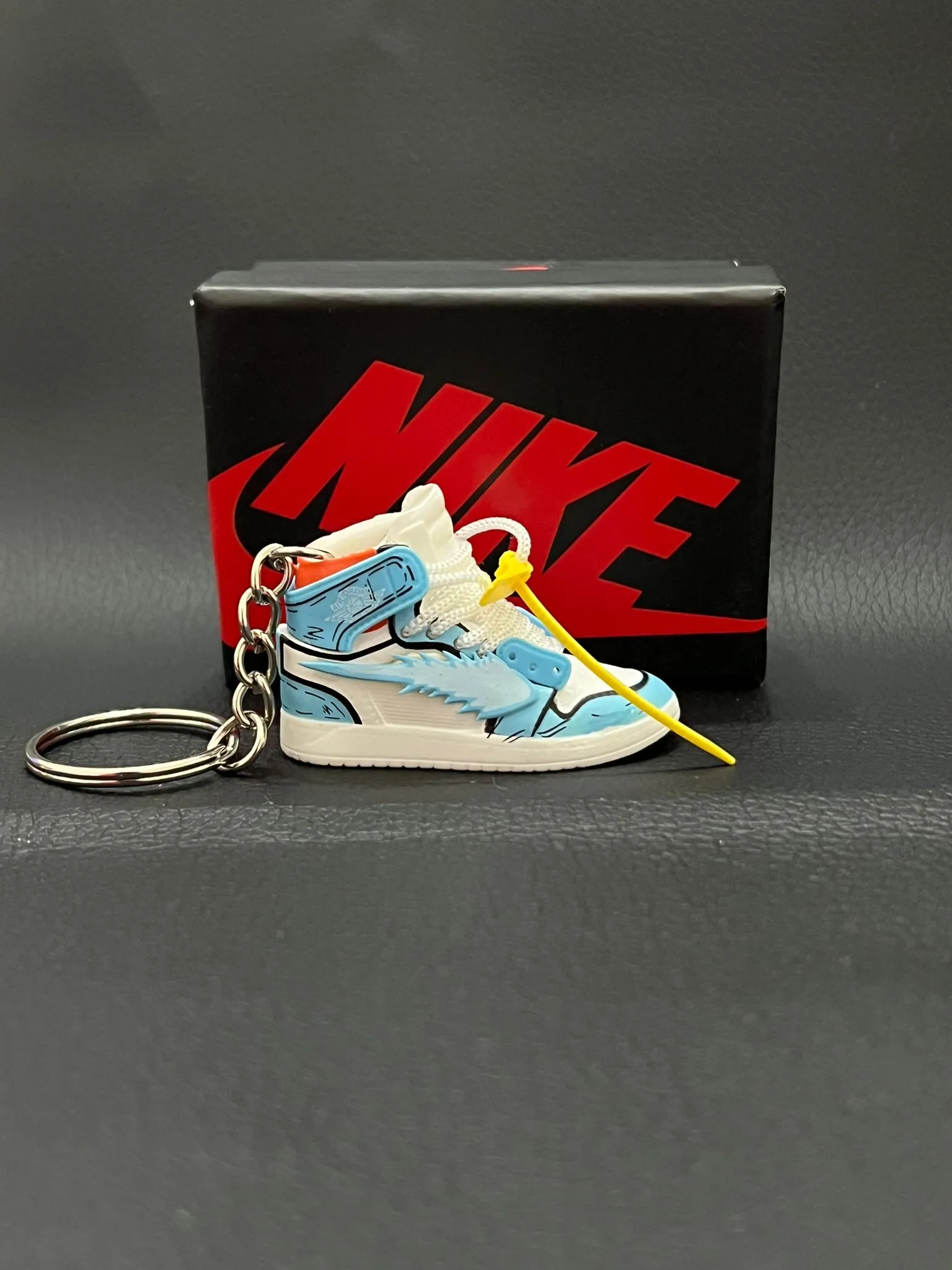 Porte-clés Air Jordan Dragon Ball Sky