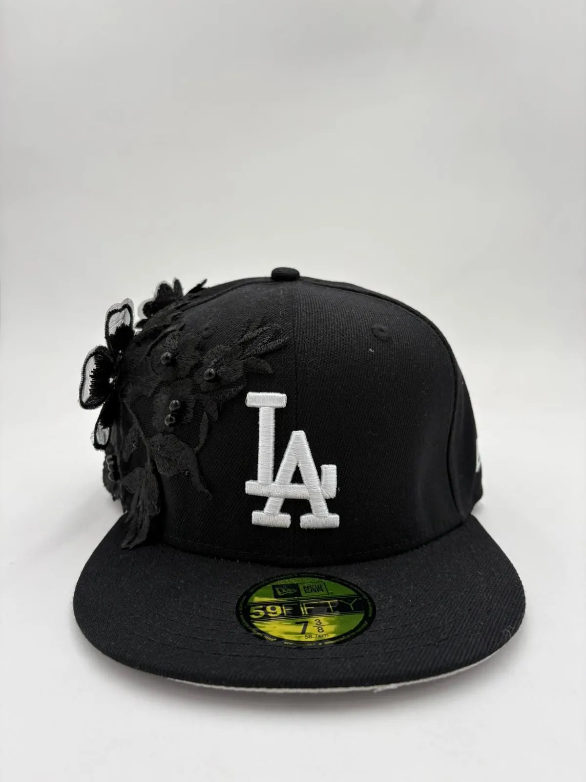 LA New Era Noir Bloom Black Cap