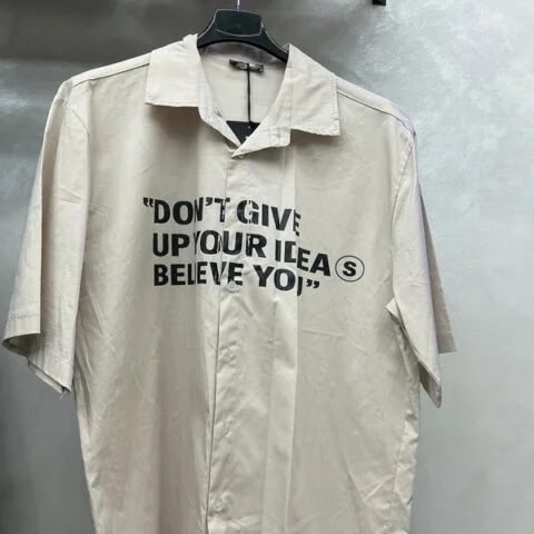 Camicia, gib nicht nach